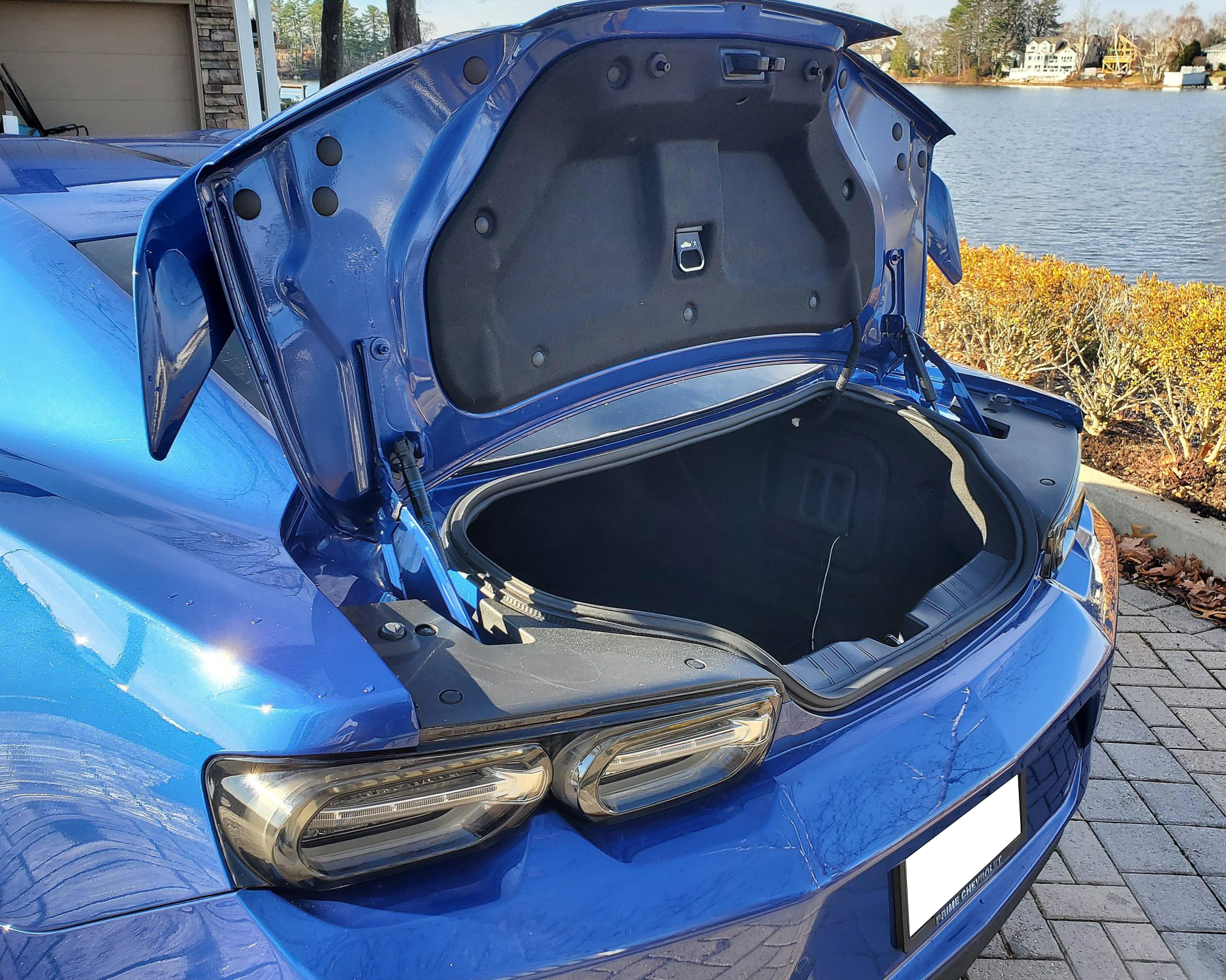 2019 Chevrolet Camaro photo 13