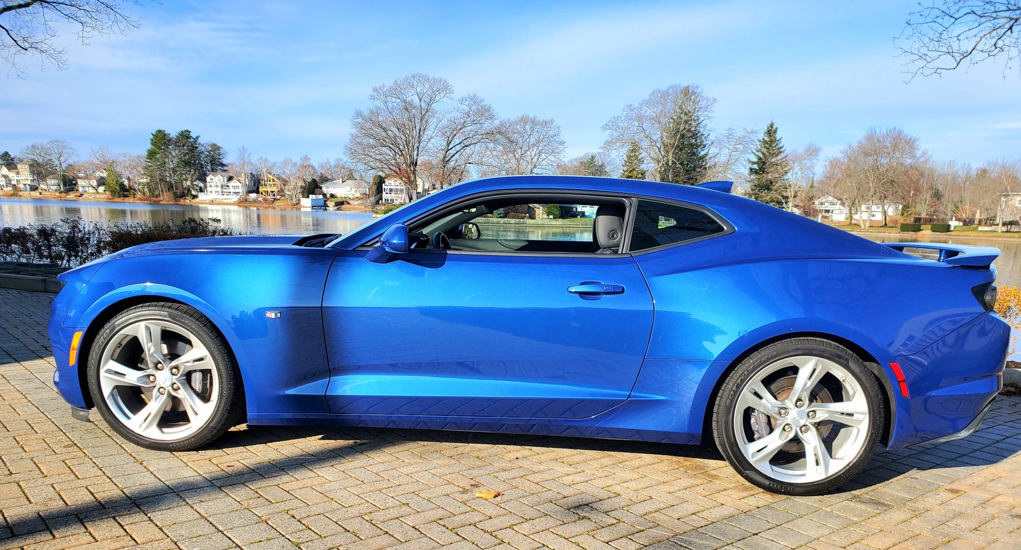 2019 Chevrolet Camaro photo 17