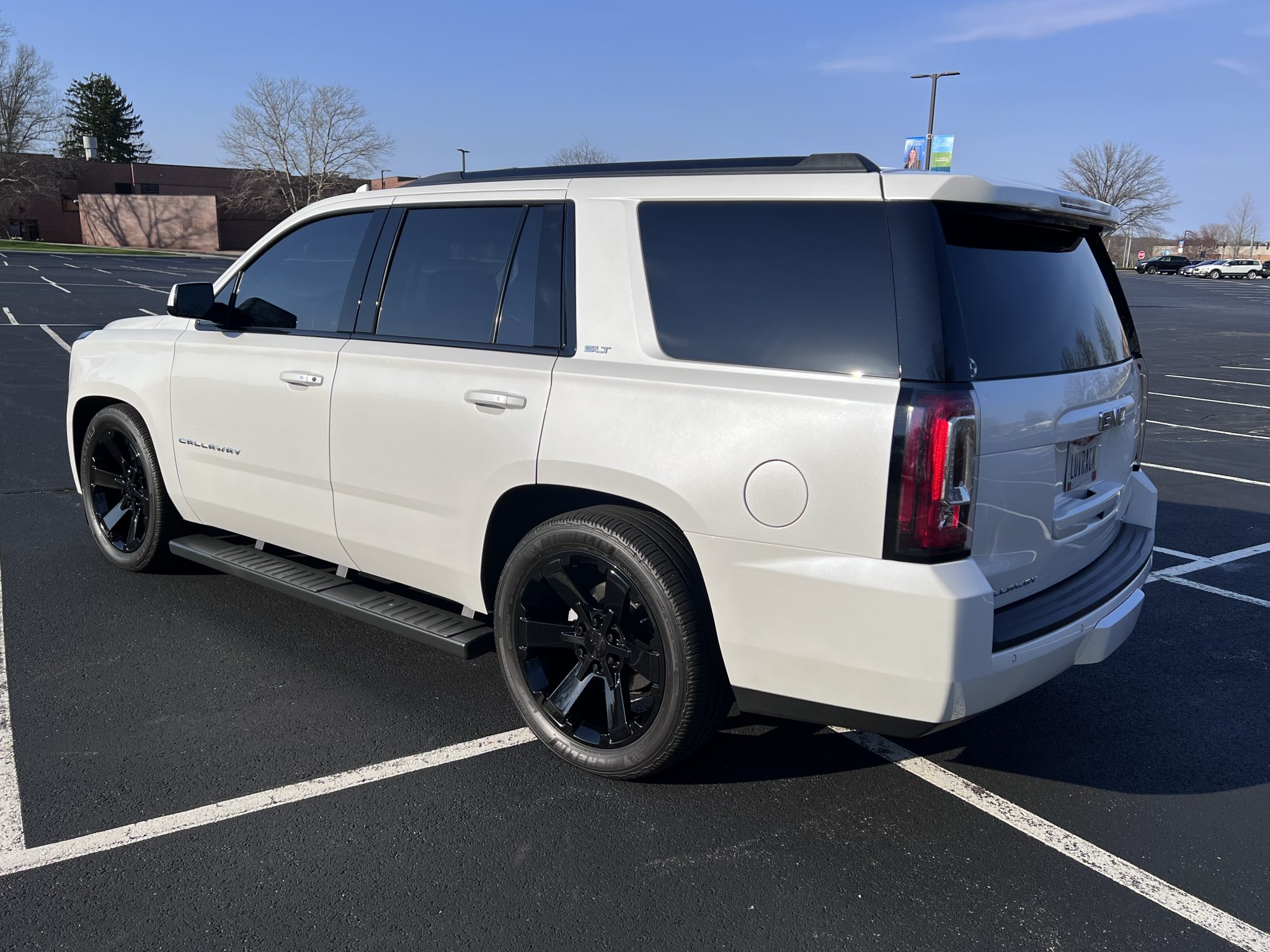 2019 GMC Yukon SC560 photo 3
