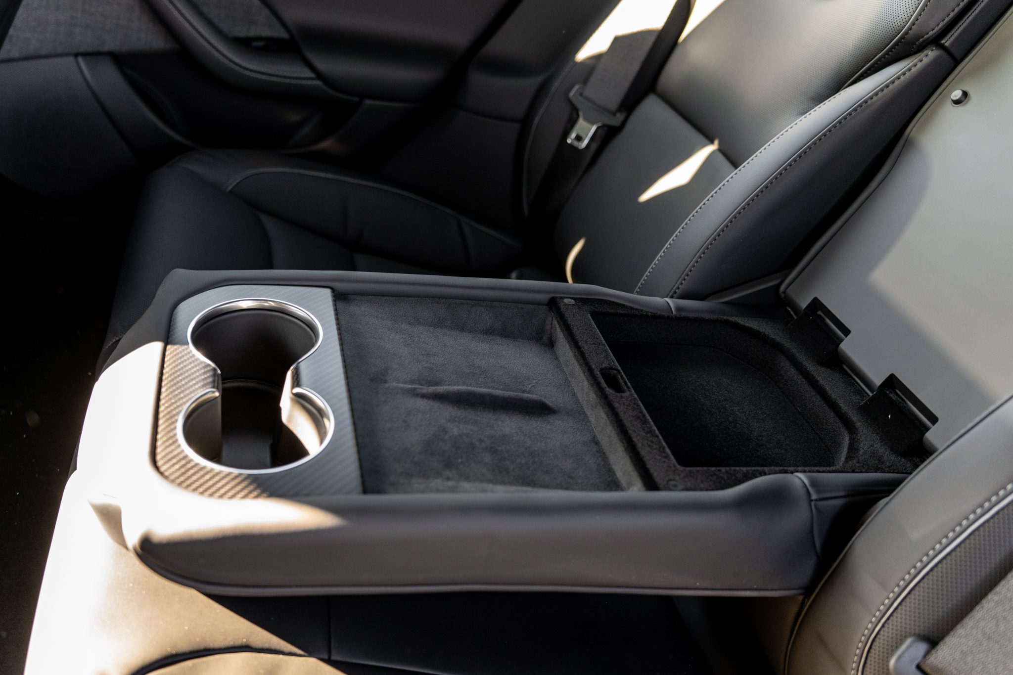 2021 Tesla Model S Plaid photo 3