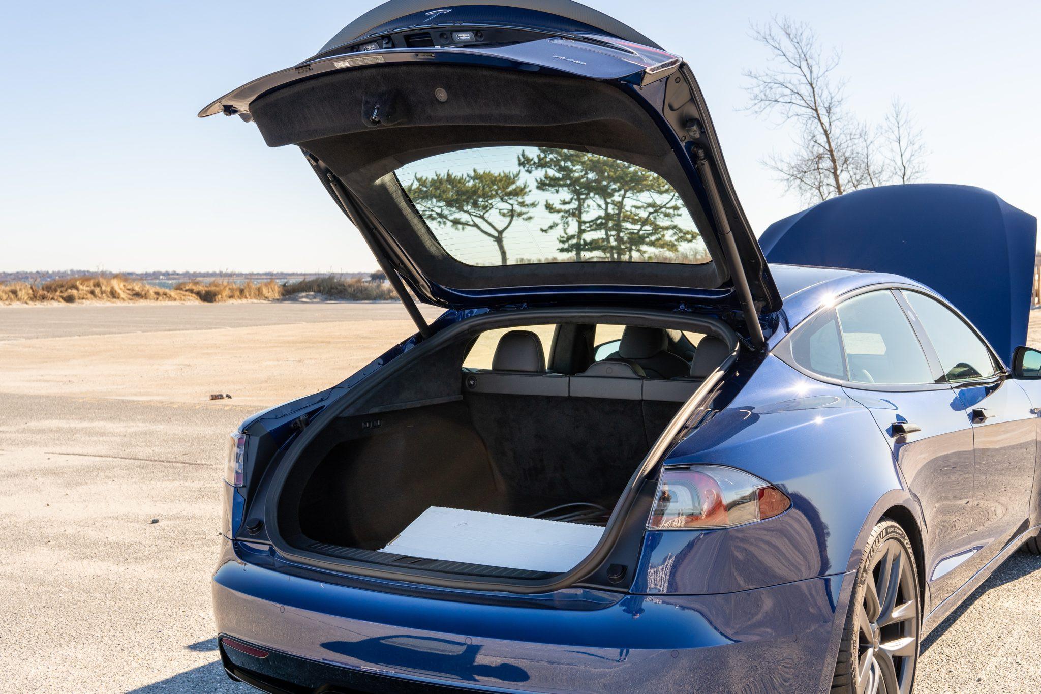 2021 Tesla Model S Plaid photo 9