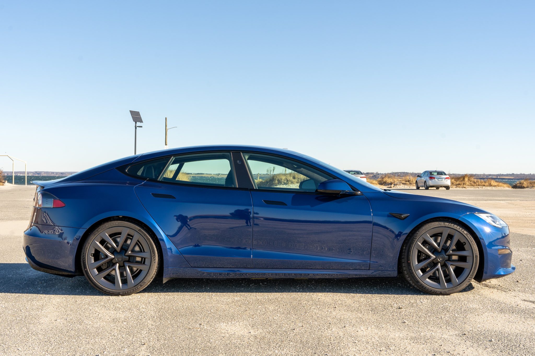 2021 Tesla Model S Plaid photo 22