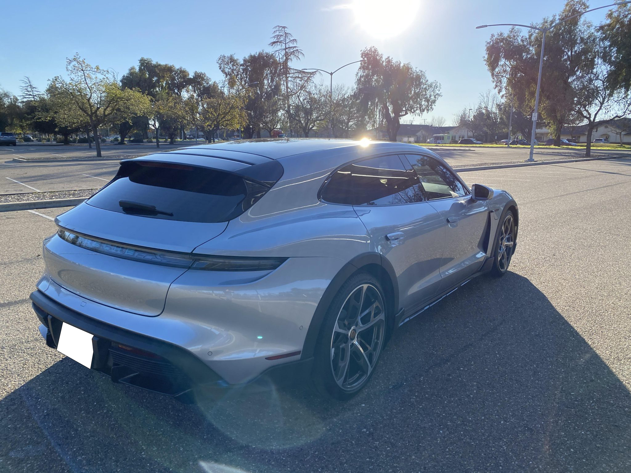 2022 Porsche Taycan Turbo Cross Turismo photo 10