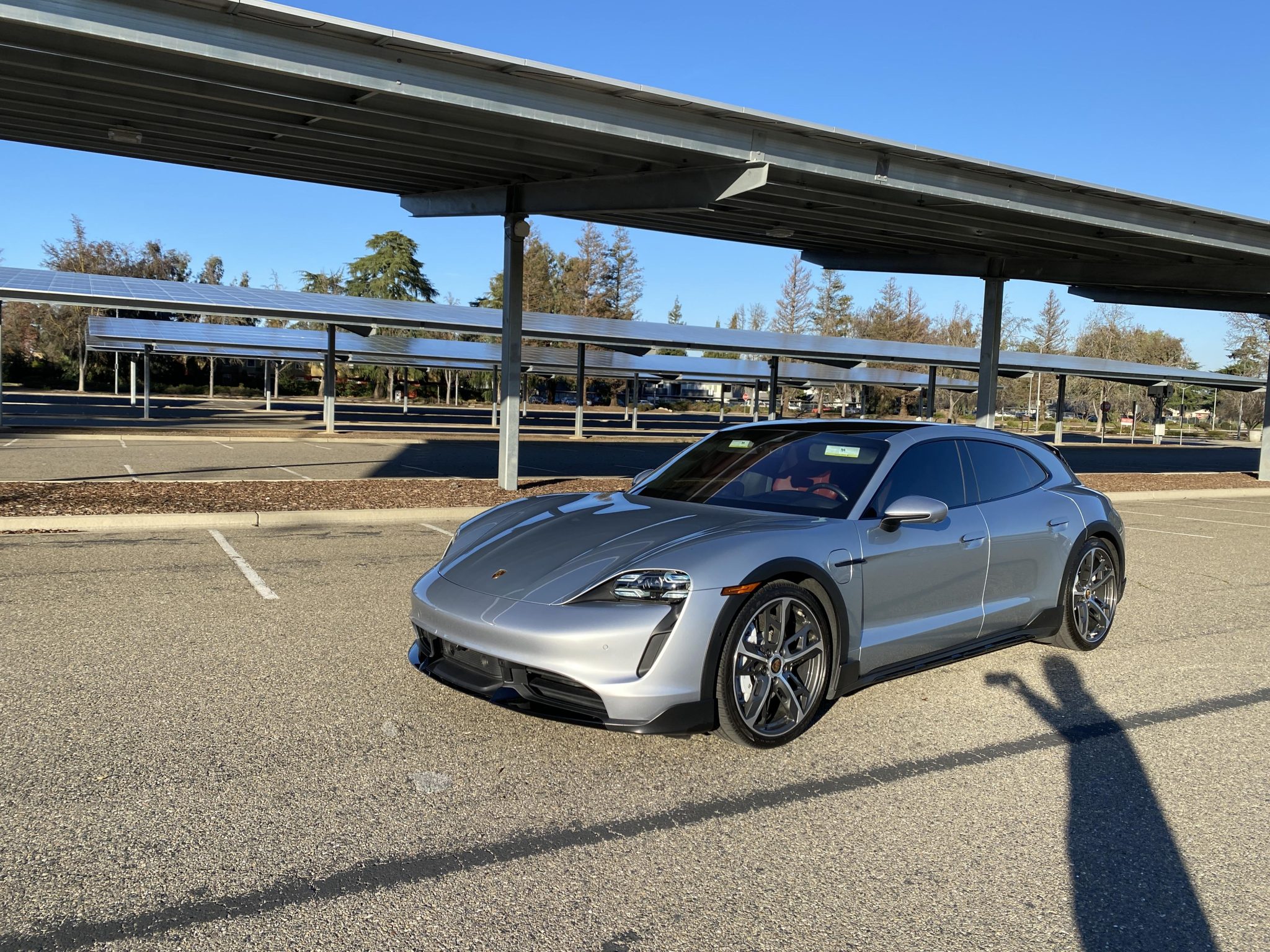 2022 Porsche Taycan Turbo Cross Turismo photo 16