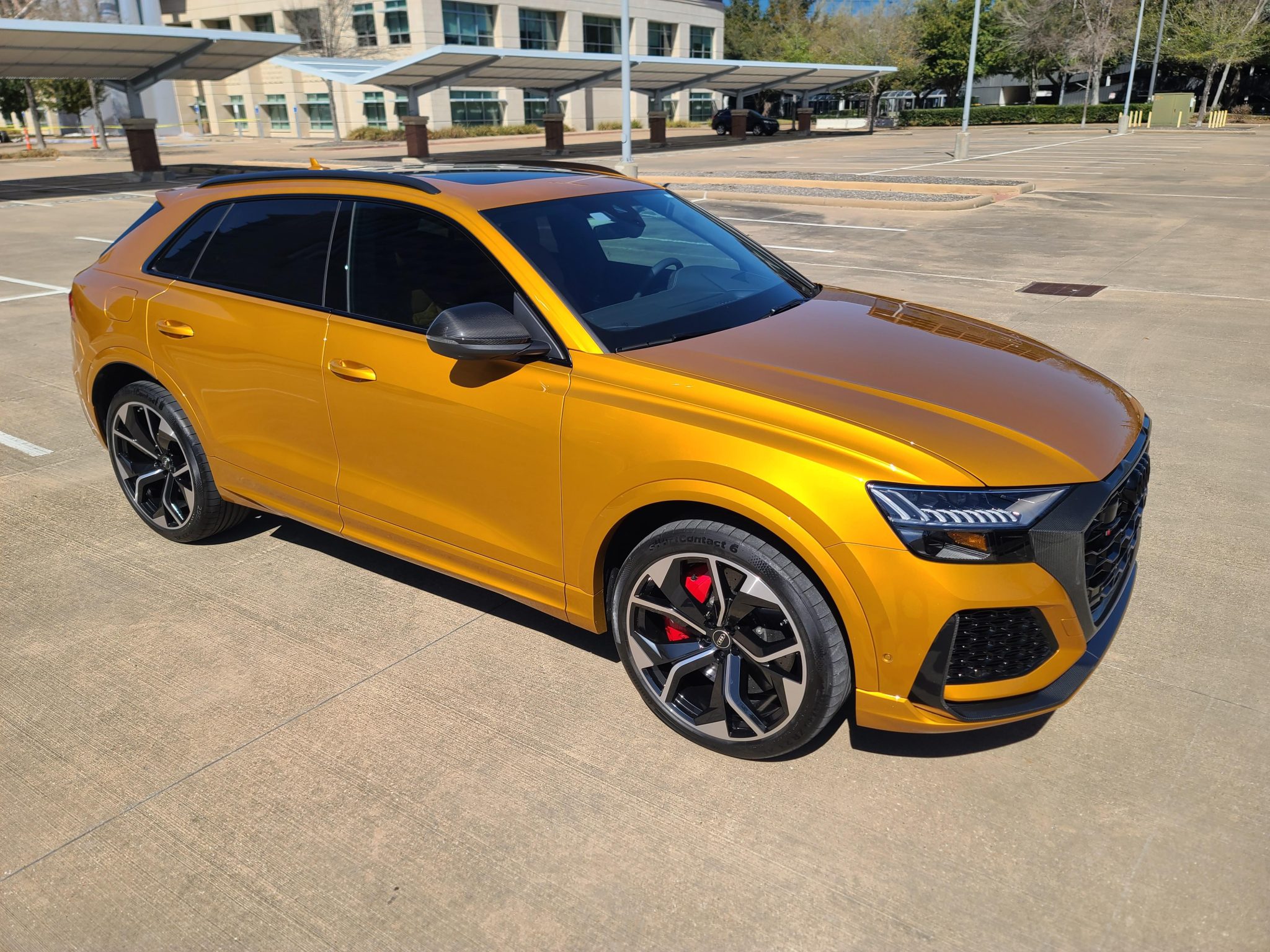 2023 Audi RS Q8 photo 14