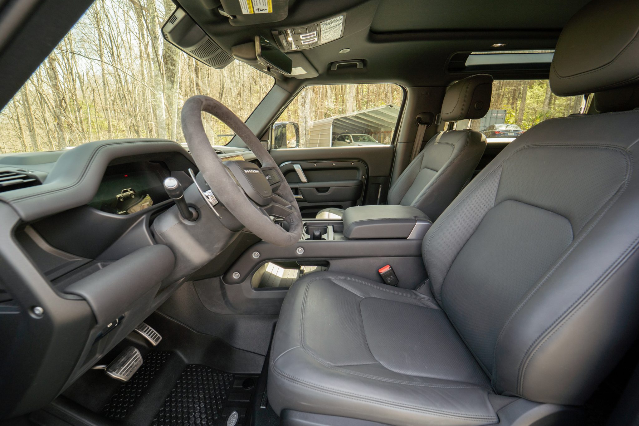 2023 Land Rover Defender 90 photo 4