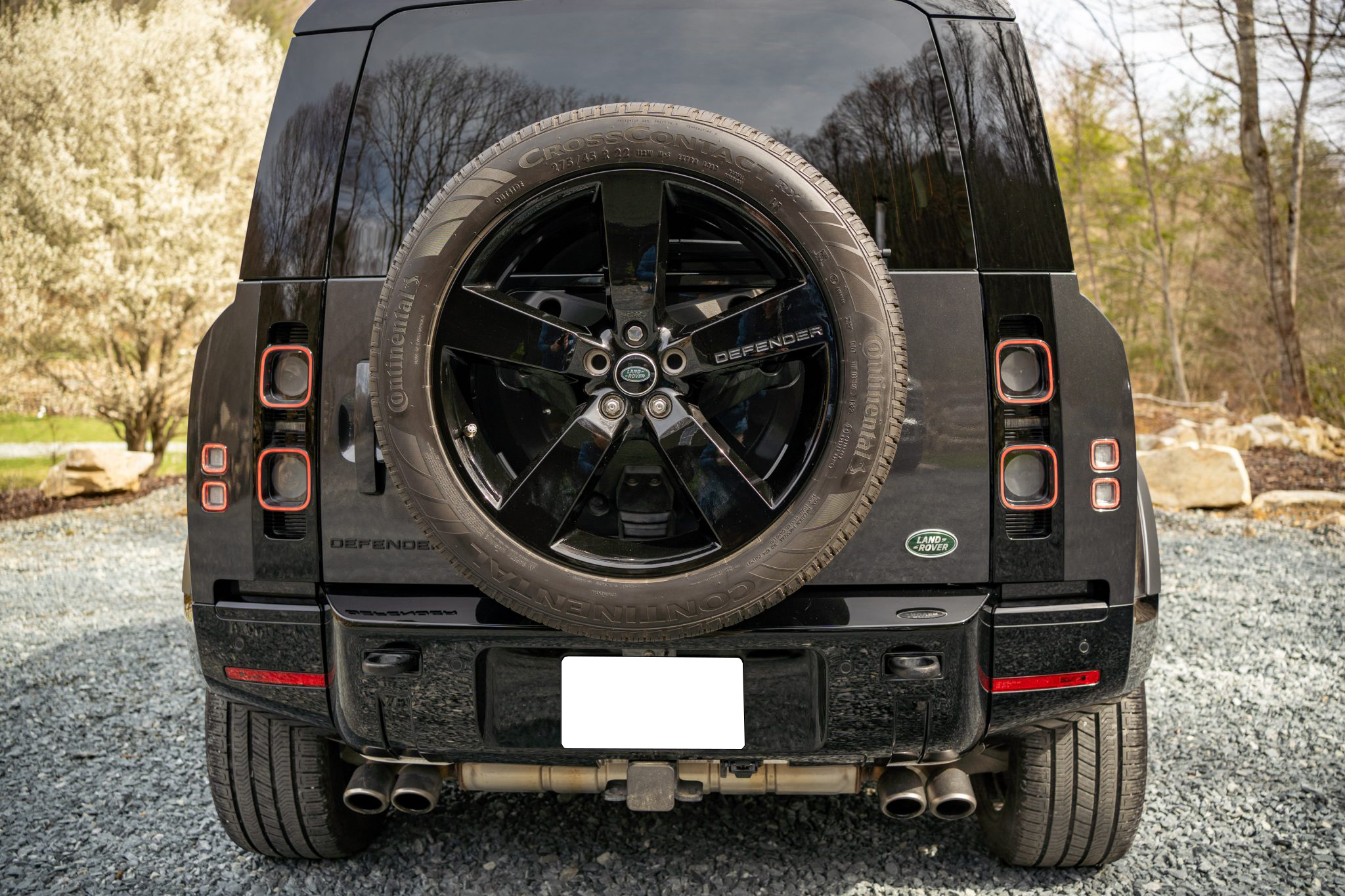2023 Land Rover Defender 90 photo 17