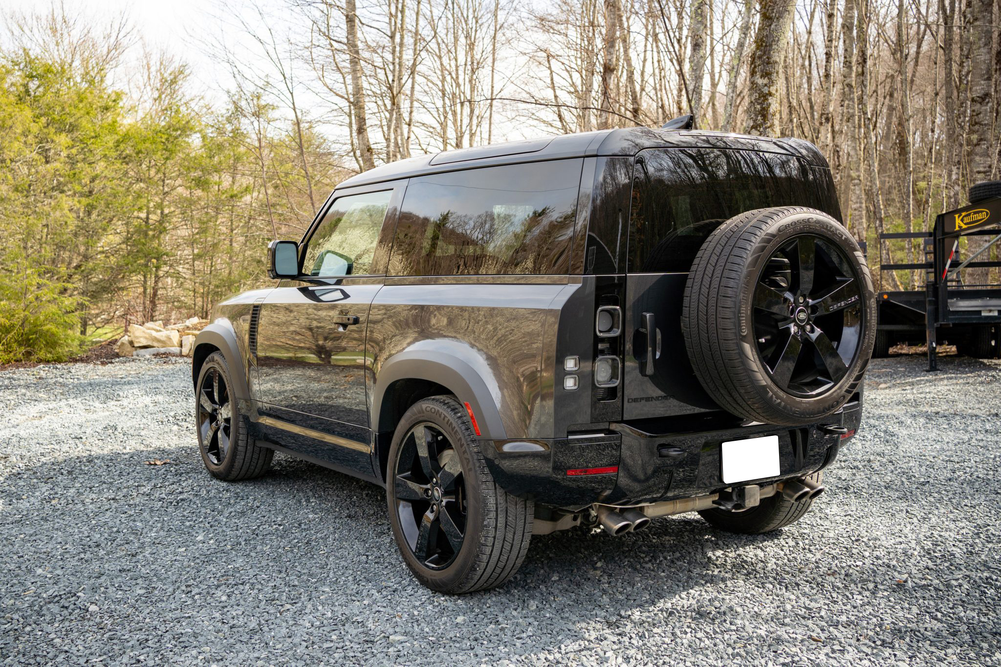 2023 Land Rover Defender 90 photo 22