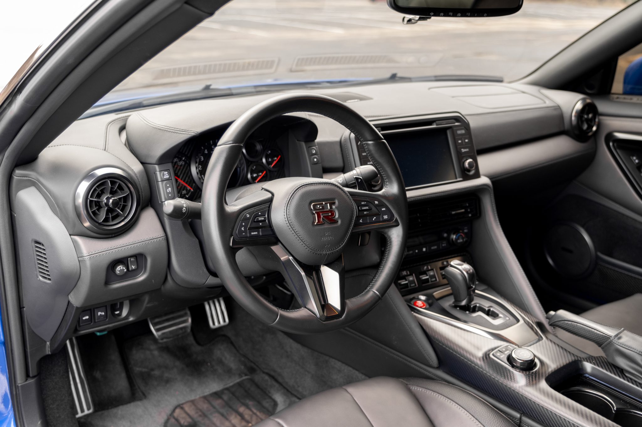2023 Nissan GT-R R35 photo 28