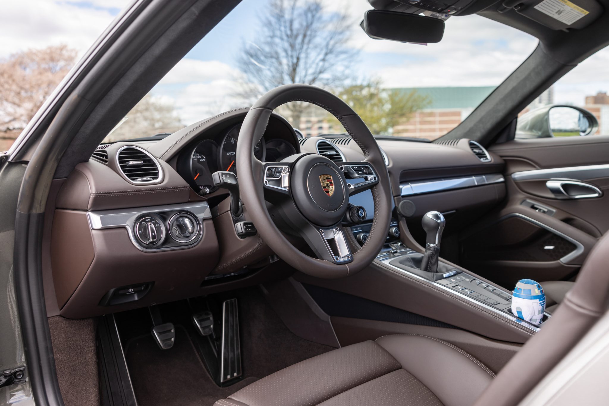 2023 Porsche 718 Cayman GTS 4.0 photo 9