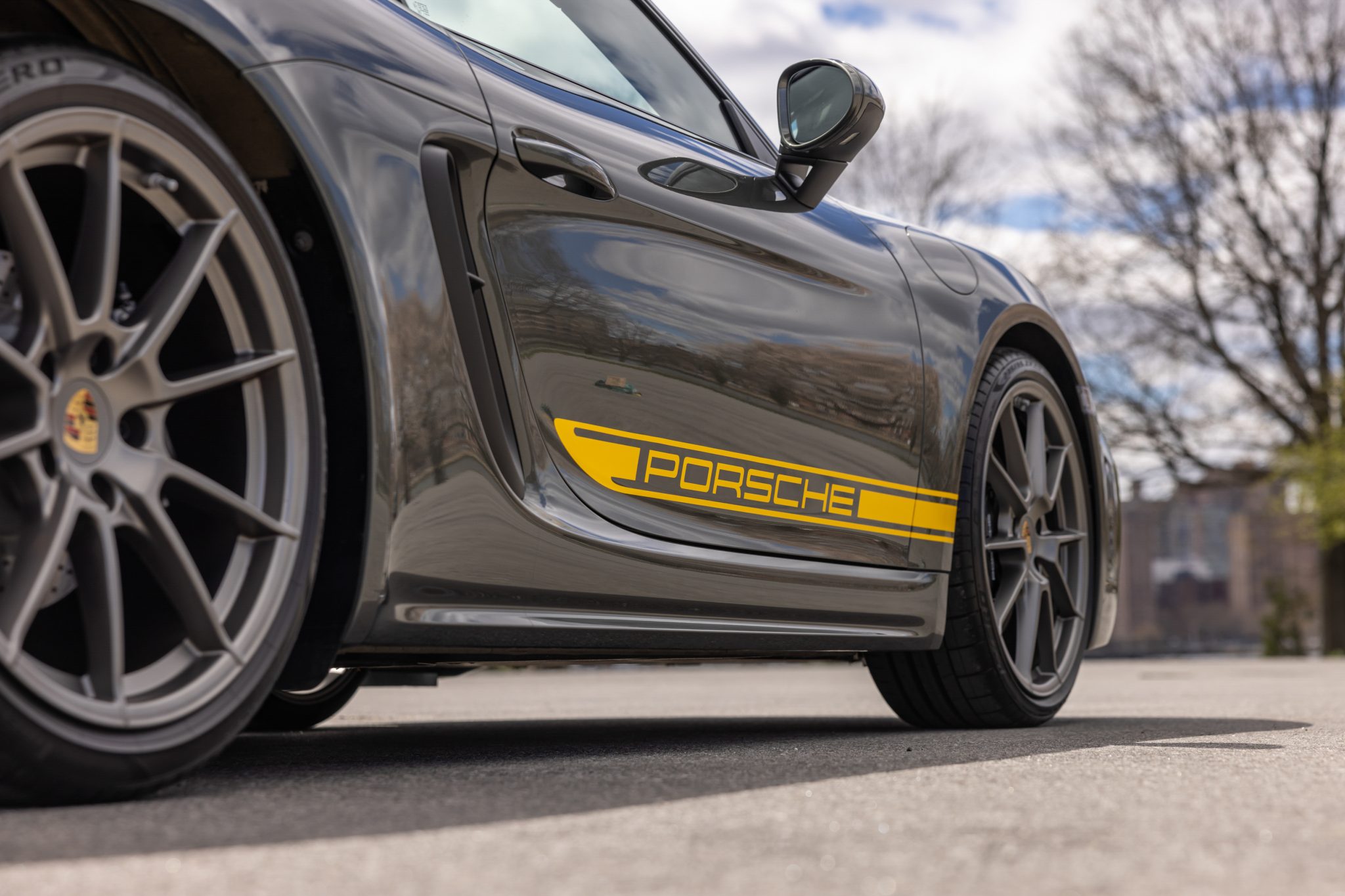 2023 Porsche 718 Cayman GTS 4.0 photo 15